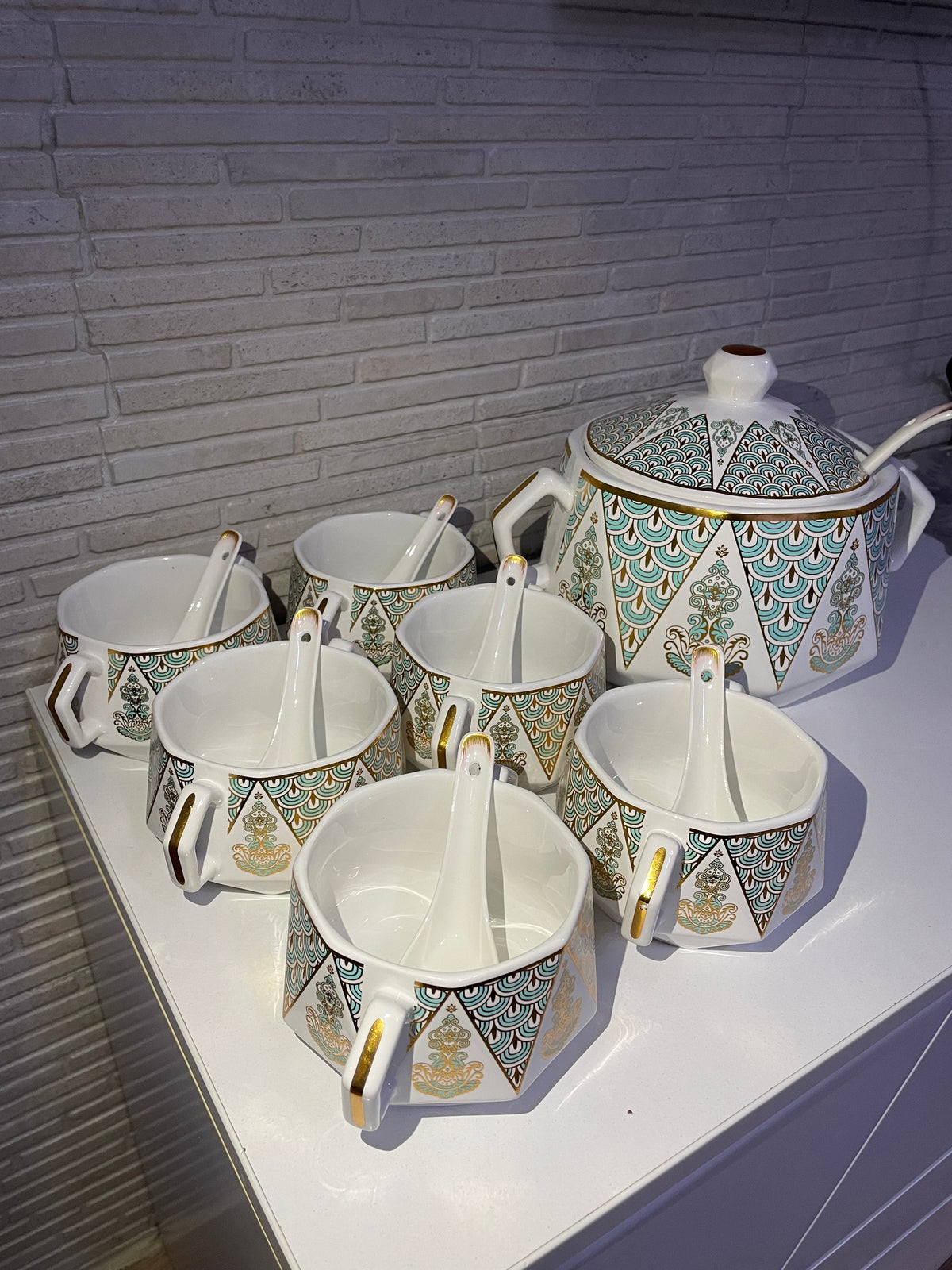 Ekskluzivni Set za Posluživanje – Elegancija u Svakom Detalju ✨