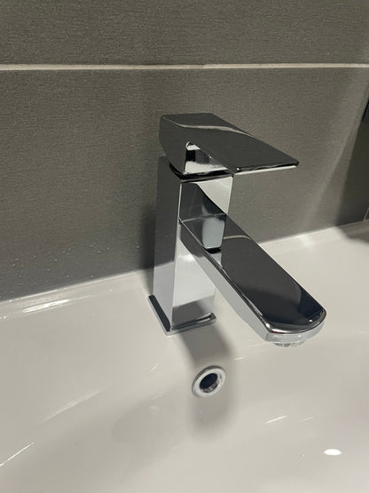 Moderna slavina za lavabo – elegantan dizajn