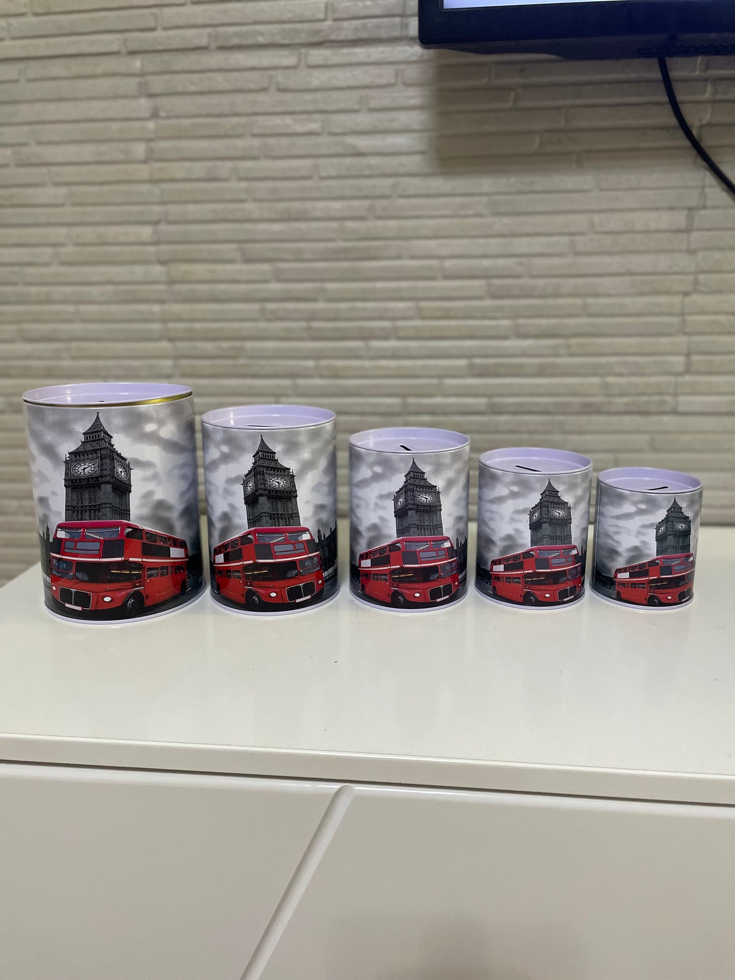 Set metalnih kasica – (5 komada)